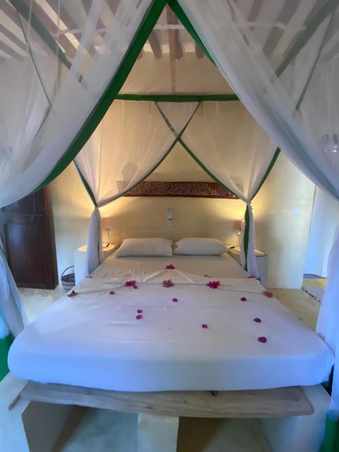 Bed and Breakfast Lajoya House Ламу Экстерьер фото