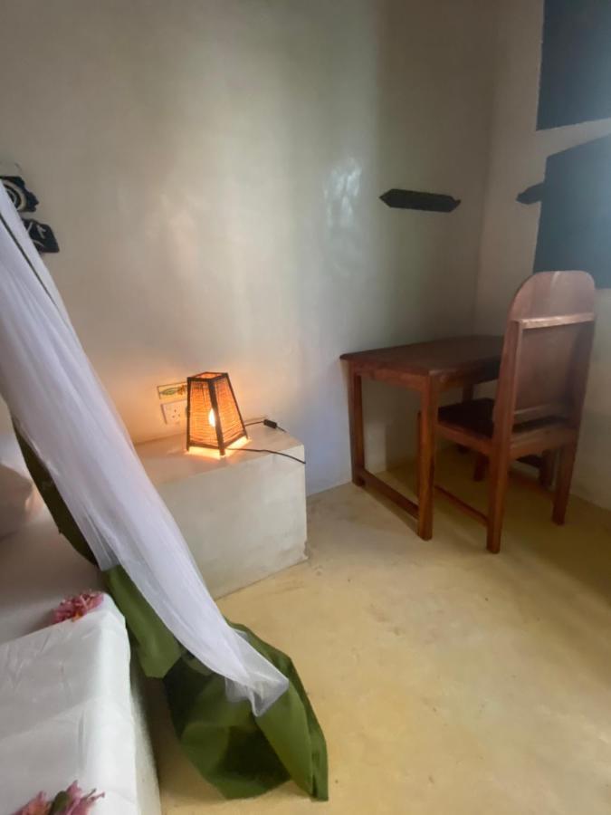 Bed and Breakfast Lajoya House Ламу Экстерьер фото