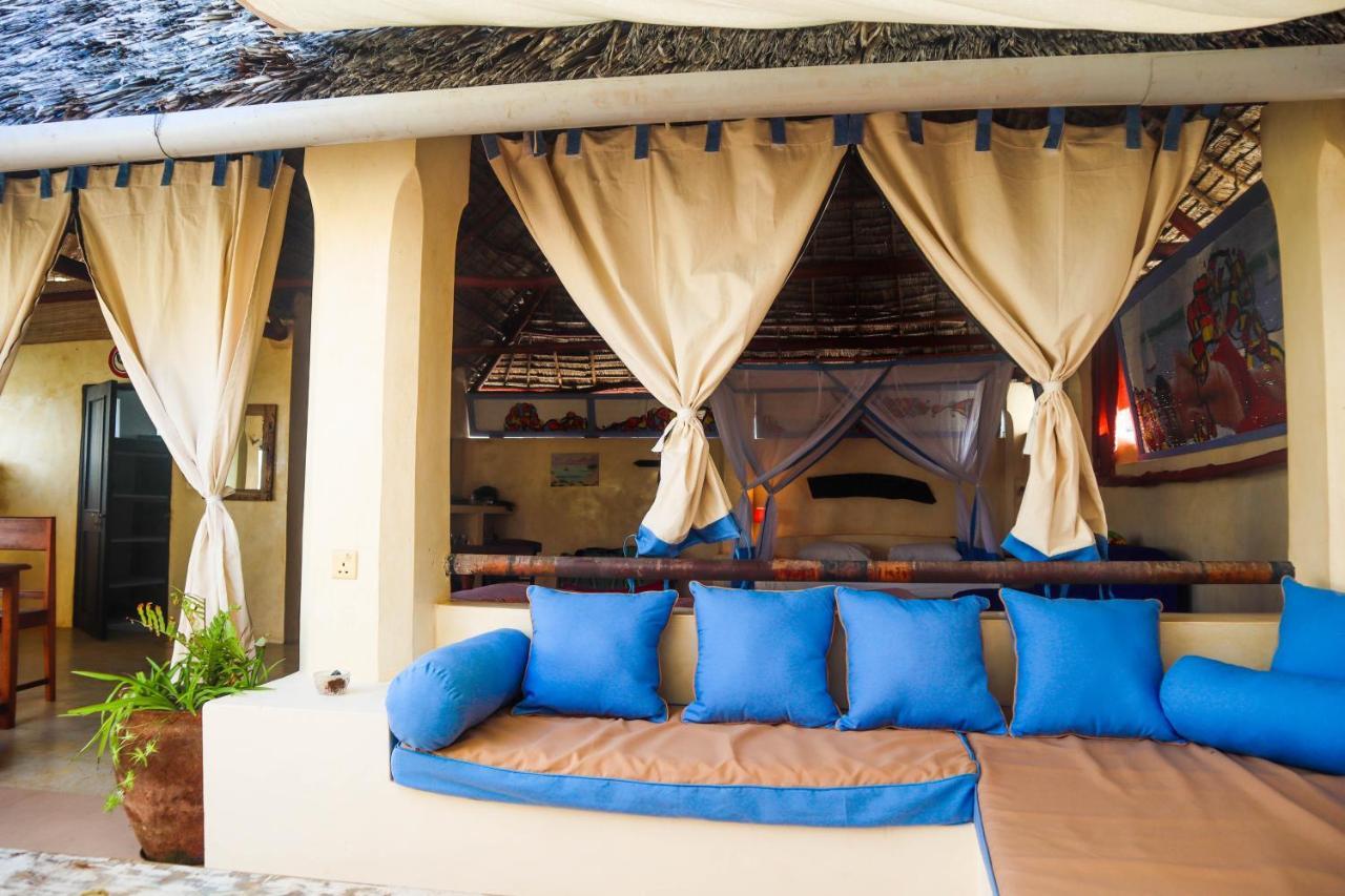 Bed and Breakfast Lajoya House Ламу Экстерьер фото